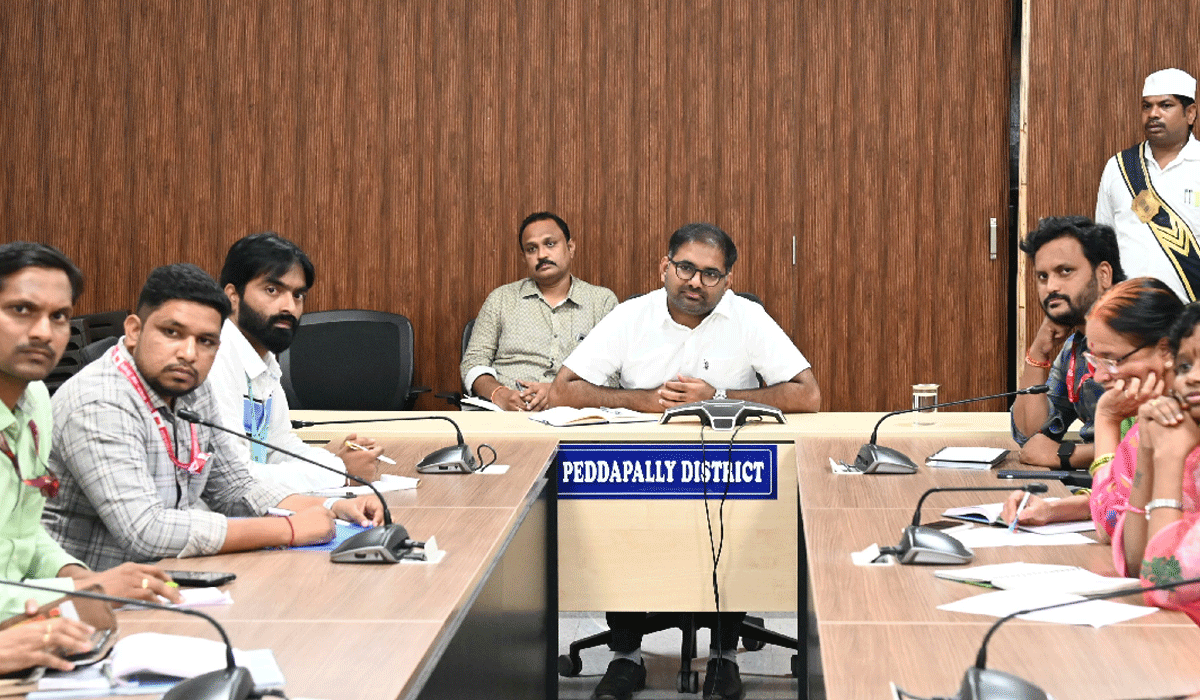 Aadhar card update | ఆధార్‌కార్డు అప్‌డేట్‌ తప్పసరి.. పెద్దపల్లి కలెక్టర్‌ కోయ శ్రీహర్ష