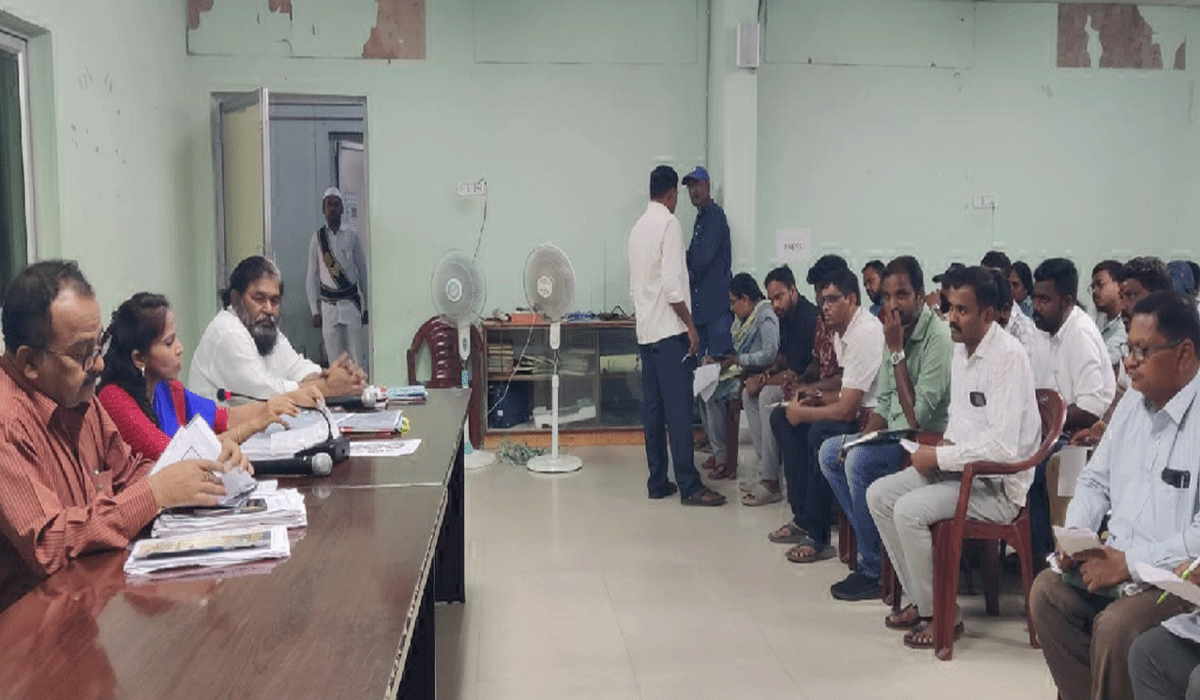 Additional Collector | వంద రోజుల ప్రణాళిక పకడ్బందీగా చేపట్టాలి.. స్థానిక సంస్థల అదనపు కలెక్టర్ అరుణ శ్రీ