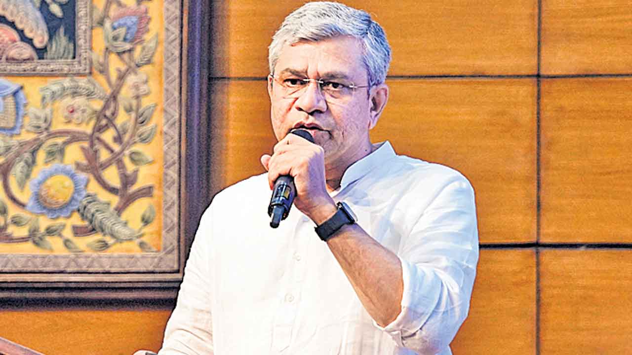 Ashwini Vaishnaw | జన గణనతోపాటే కులగణన.. కాంగ్రెస్‌ రాష్ర్టాల్లో జరిగింది కులగణన కాదు సర్వే: కేంద్ర మంత్రి అశ్వినీ వైష్ణవ్‌