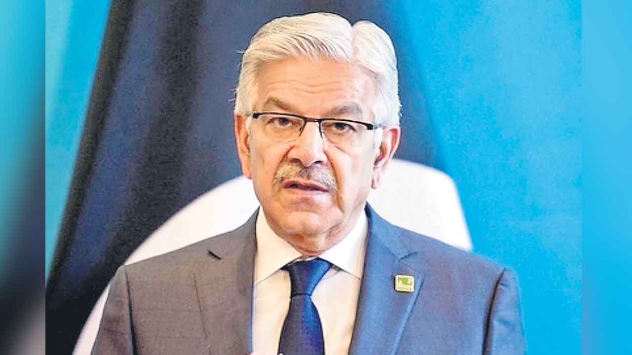 Khawaja Asif | విశ్వసనీయ నిఘా సమాచారం ఉందట.. 24-36 గంటల్లో భారత్‌ సైనిక చర్య:  పాకిస్థాన్‌ రక్షణ మంత్రి
