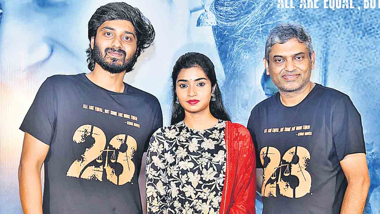 ప్రయోగాత్మక కథను ఆదరించారు