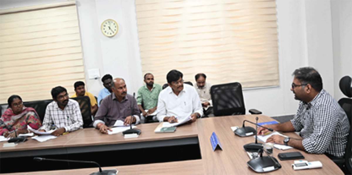 Oil Farm | ఆయిల్‌ పామ్‌ సాగు లక్ష్యం 2500 ఎకరాలు.. పెద్దపల్లి కలెక్టర్‌ కోయ శ్రీ హర్ష