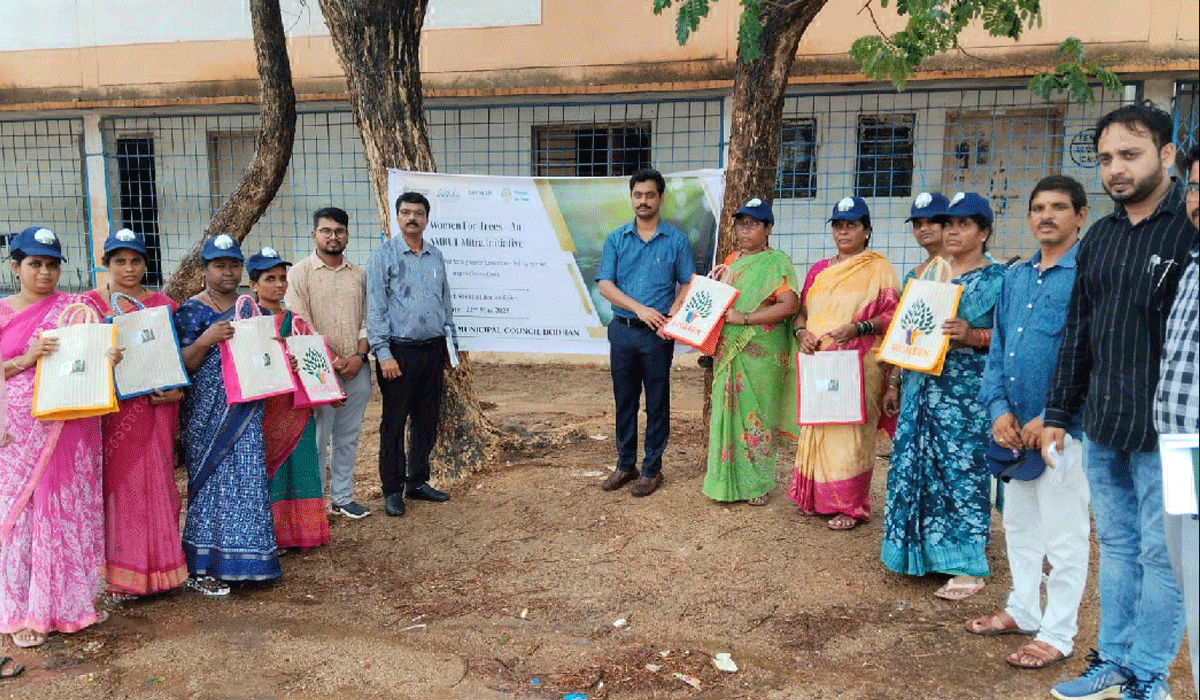 Planting program | మొక్కలు నాటే కార్యక్రమం విజయవంతం చేయాలి.. బోధన్ సబ్ కలెక్టర్ వికాస్ మహతో