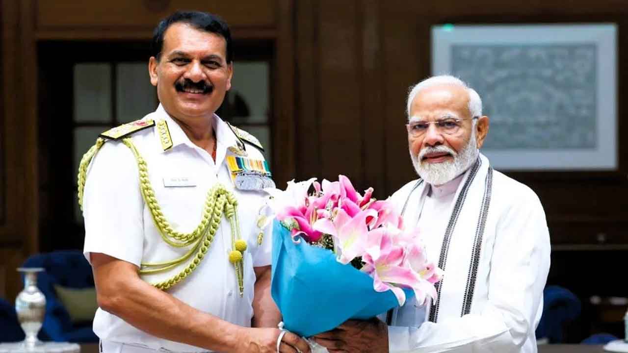 అరేబియాలో నేవీ ఫైరింగ్‌ డ్రిల్స్‌