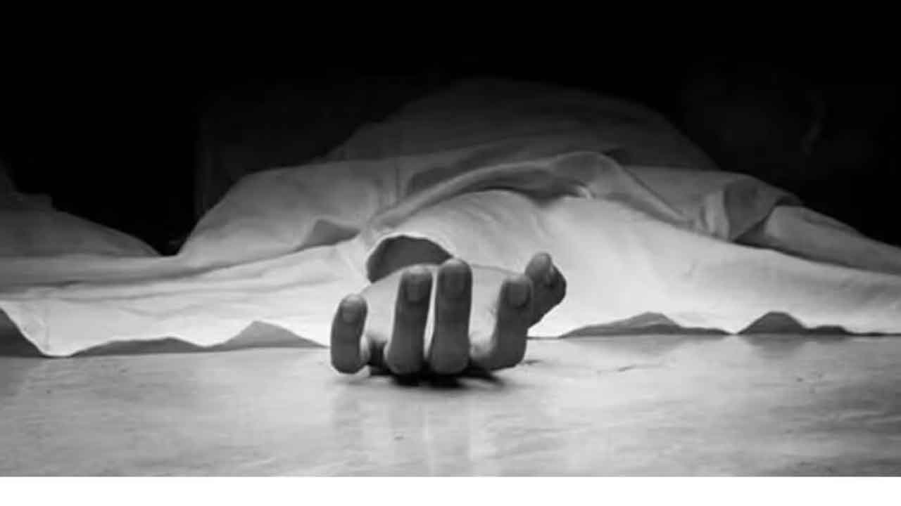 కోటాలో నీట్‌ విద్యార్థిని ఆత్మహత్య