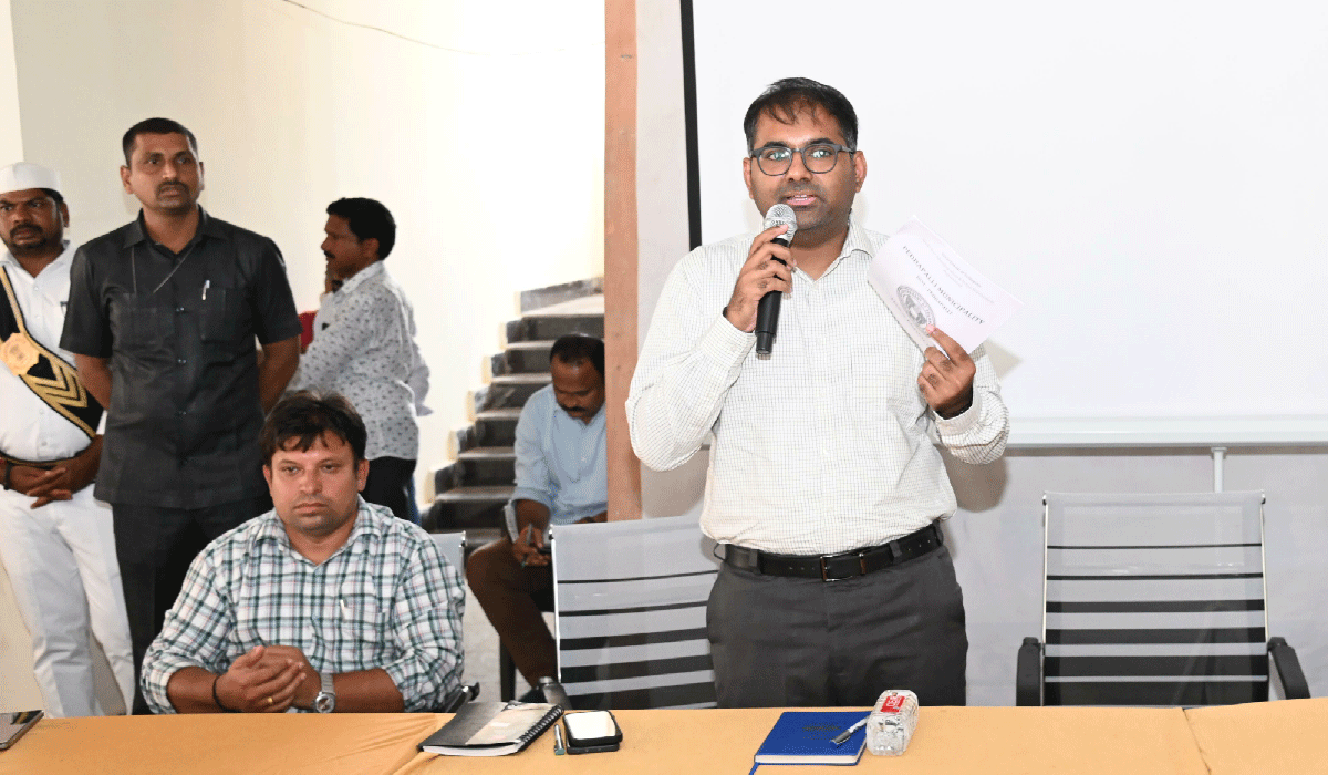 Urban cleanliness | పట్టణ శుభ్రతలో ప్రజలను భాగస్వాములు చేయాలి.. పెద్దపల్లి కలెక్టర్‌ కోయ శ్రీ హర్ష