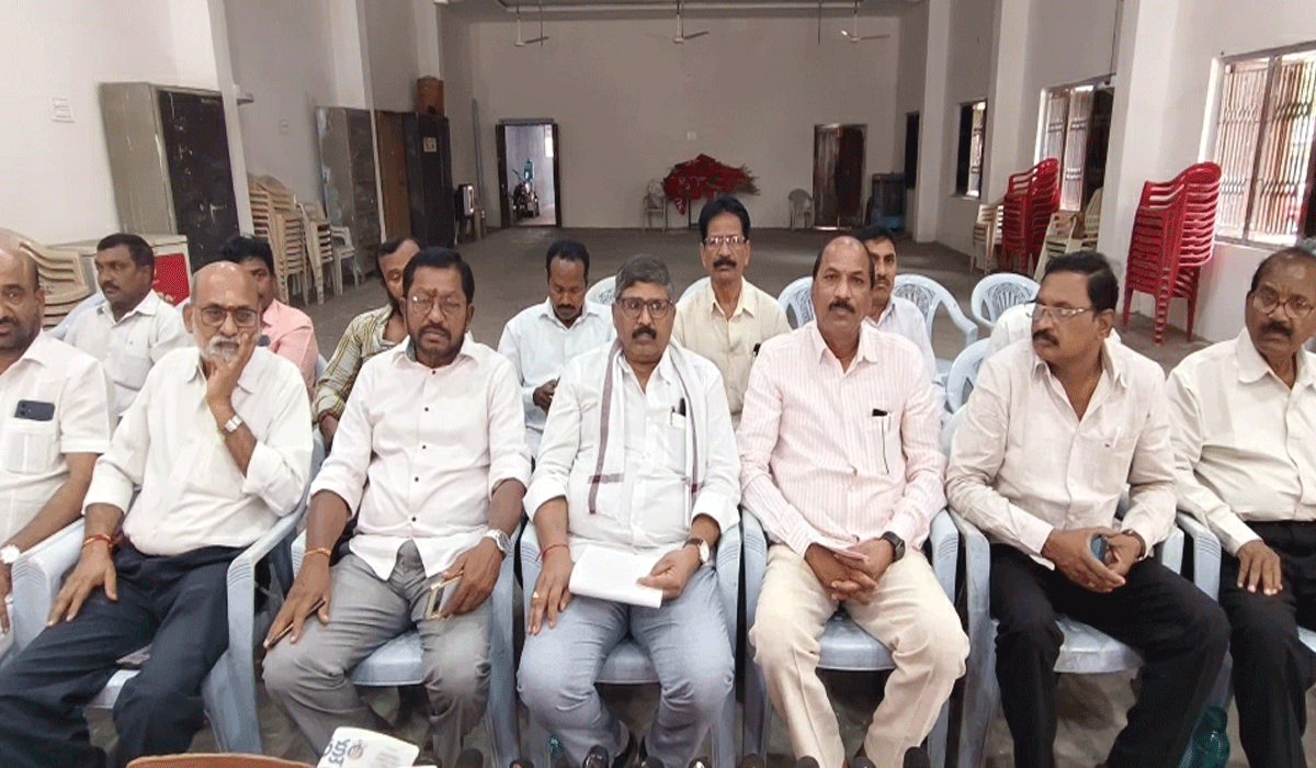 Token strike | సింగరేణి పరిరక్షణ కోసం మే 20 న టోకెన్ సమ్మె.. సింగరేణి జేఏసీ