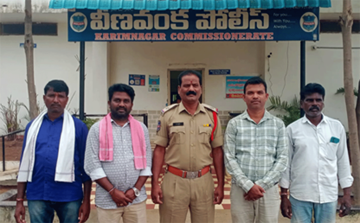 Dalita Bandhu | వీణవంకలో దళితబంధు సాధన సమితి నాయకుల అరెస్టు