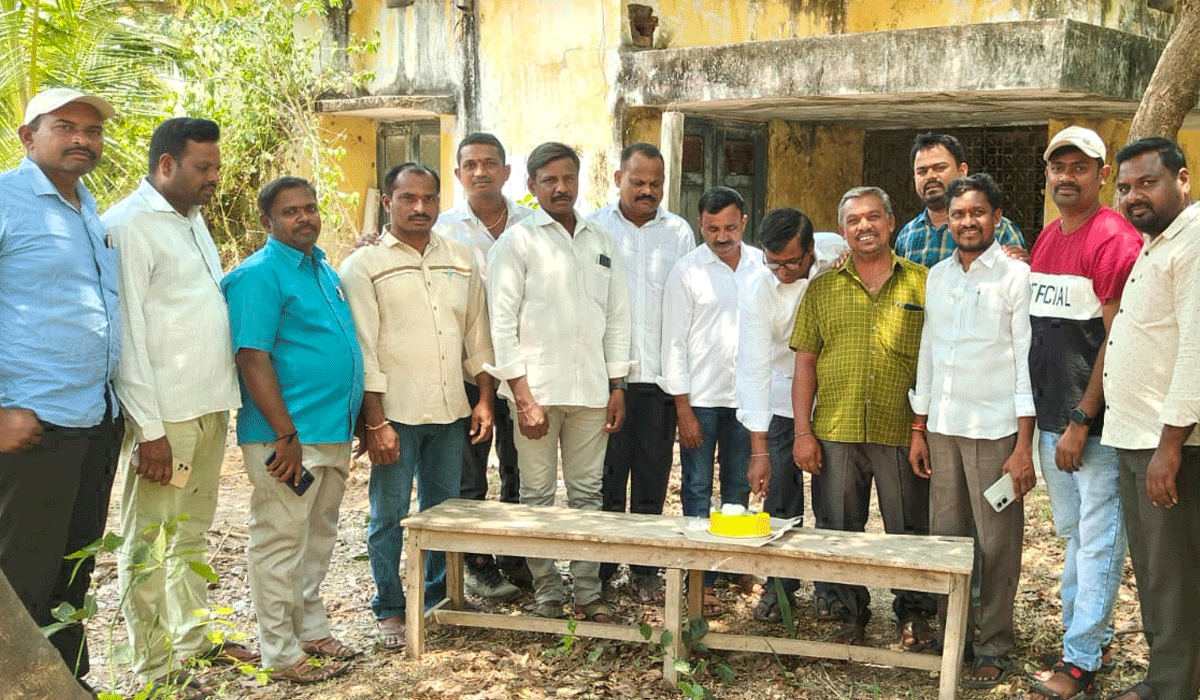 Press Day | కాల్వ శ్రీరాంపూర్ లో జాతీయ పత్రికా దినోత్సవం వేడుకలు