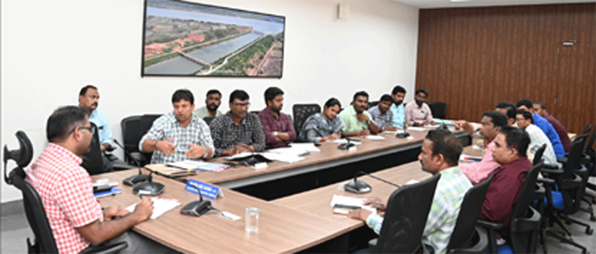 Development | ప్రణాళికాయుతంగా పట్టణాభివృద్ధి పనులు.. పెద్దపల్లి కలెక్టర్‌ కోయ శ్రీ హర్ష