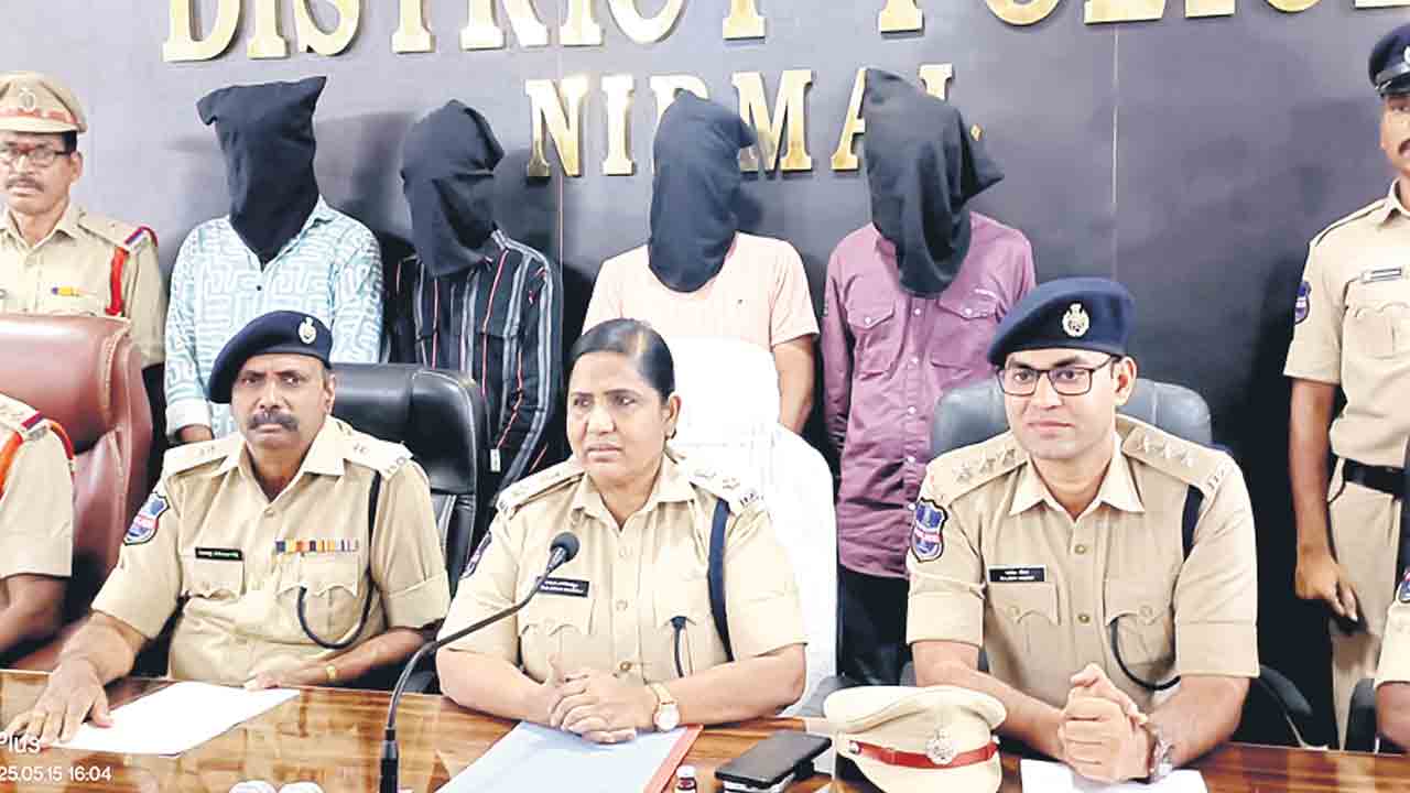 డ్రగ్స్‌ ముఠా అరెస్టు