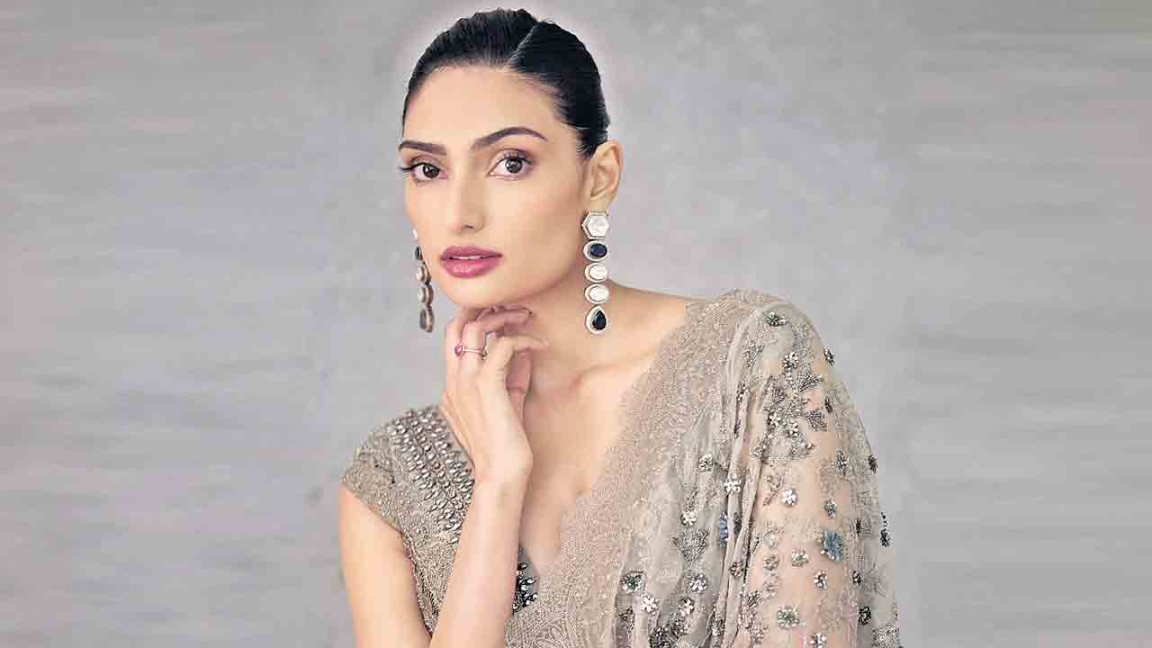 Suniel Shetty | ఆమె అద్భుతమైన అమ్మ!.. కూతురిపై బాలీవుడ్‌ వెటరన్‌ ప్రశంసల జల్లు