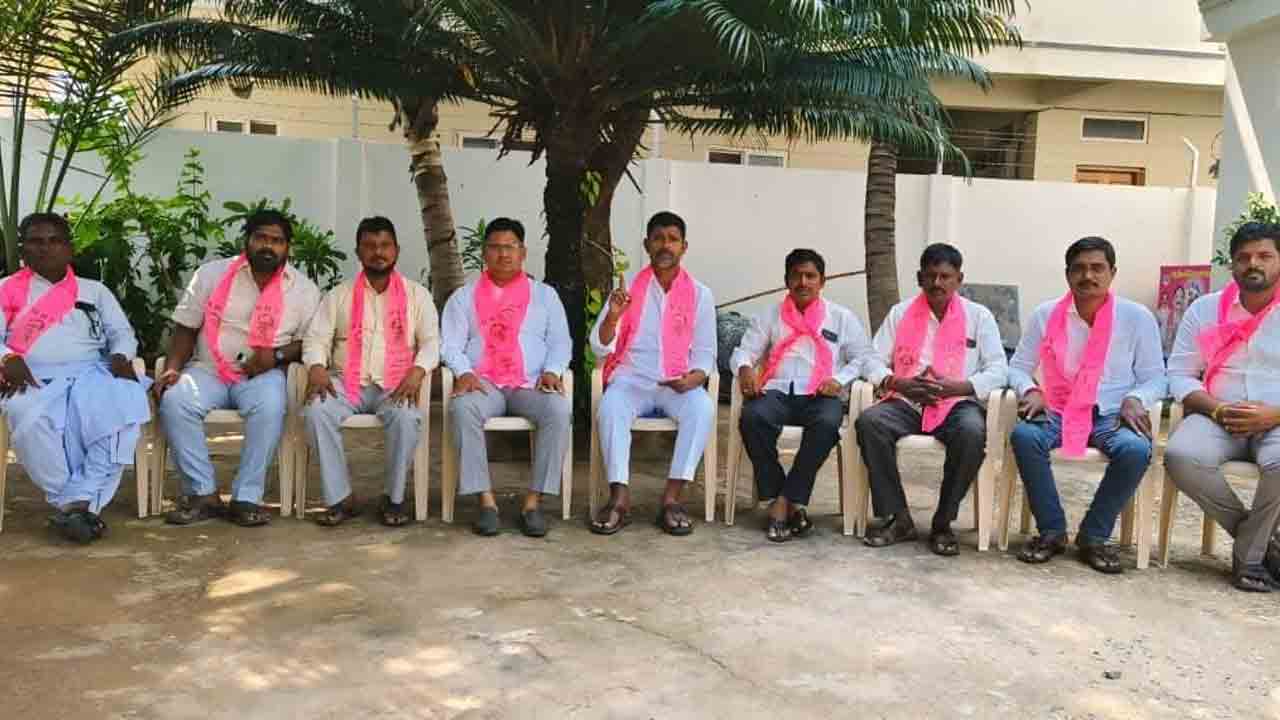 BRS Leaders | ఇందిరమ్మ ఇళ్లను అనర్హులకు కేటాయిస్తే ఆందోళనలు : బీఆర్‌ఎస్‌ నాయకుల హెచ్చరిక