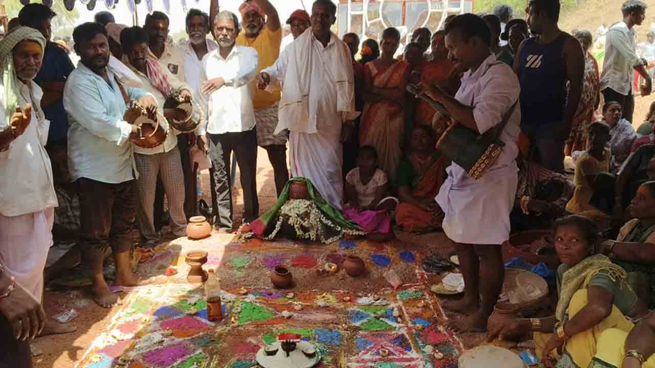 Bandaru Utsavam | మాధవరంలో ఘనంగా పసుపు బండారు ఉత్సవాలు