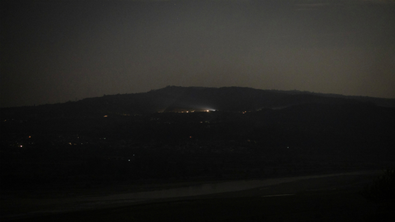 Blasts | పాకిస్తాన్‌ దాడులు.. శ్రీనగర్‌, చండీగఢ్‌లో వరుస పేలుళ్లు..!