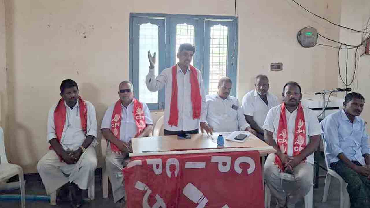 Indiramma Houses | అరులైన ప్రతి ఒక్కరికీ ఇందిరమ్మ ఇండ్లు కట్టివ్వాలి : సీపీఐ జిల్లా కార్యదర్శి బాల నరసింహ