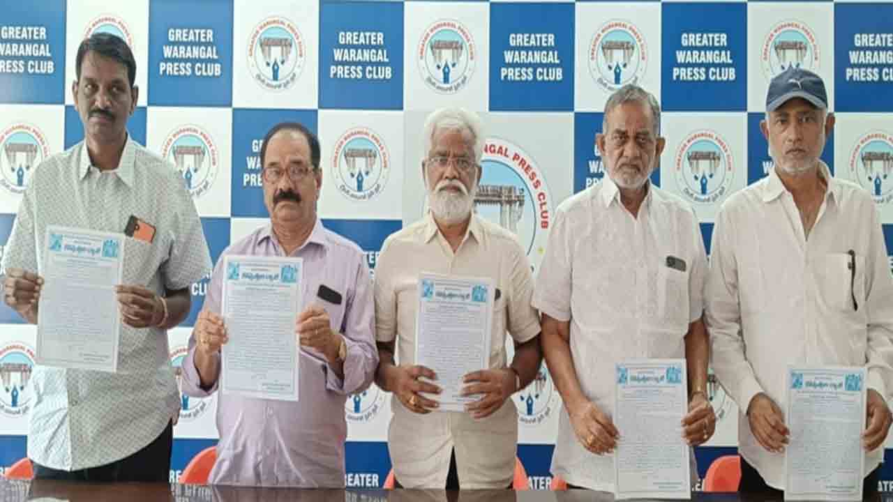 Pahalgam | పహల్‌గామ్‌ ఉగ్రదాడి మృతులకు నివాళి అర్పిస్తూ కొవ్వొత్తులతో ర్యాలీ