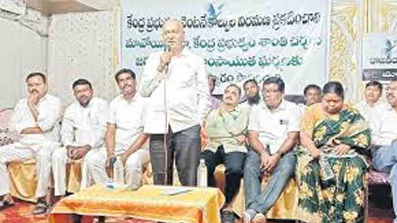 మావోయిస్టులతో చర్చలు జరపాలి: విశ్రాంత న్యాయాధికారి చంద్రకుమార్‌