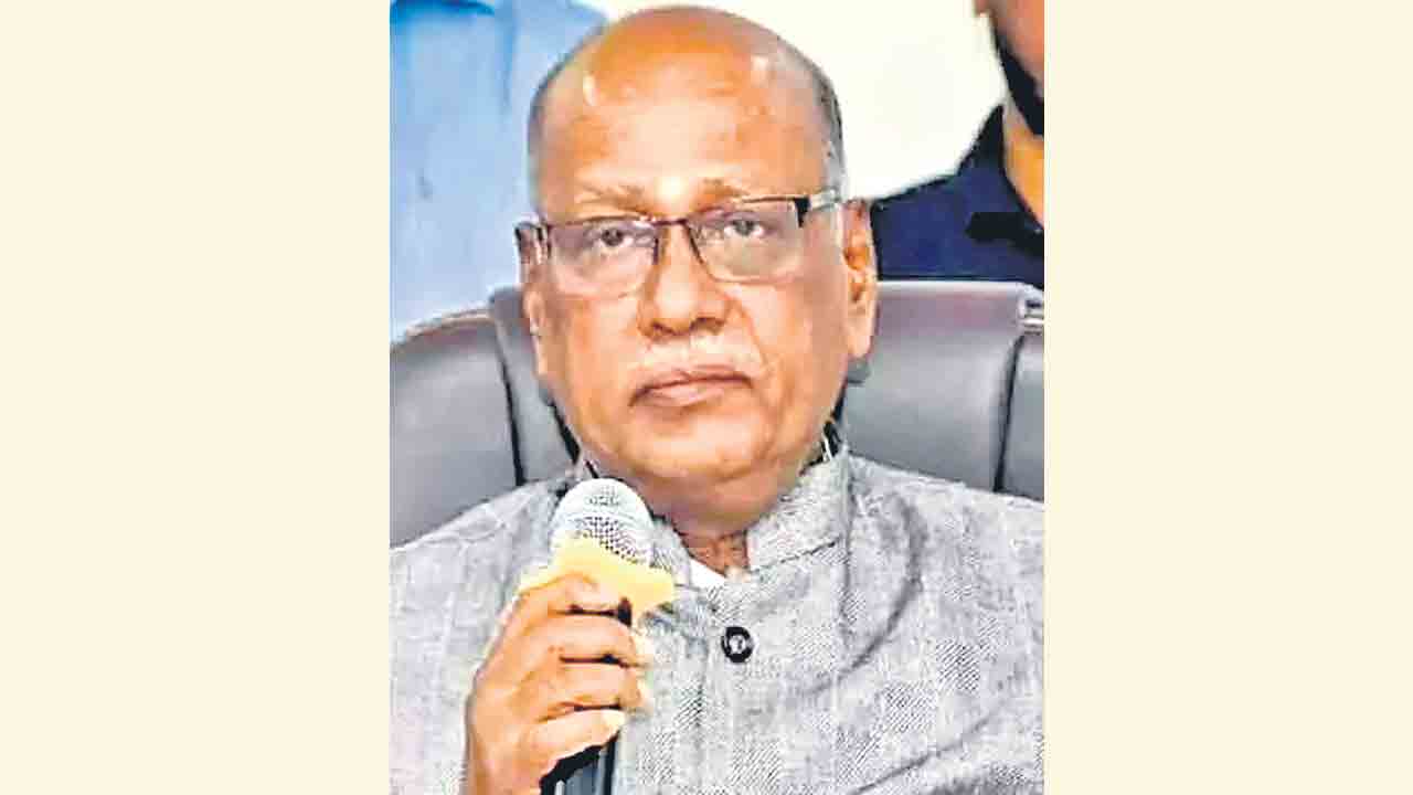 తెలంగాణ బీసీ బిల్లులను ఆమోదించండి