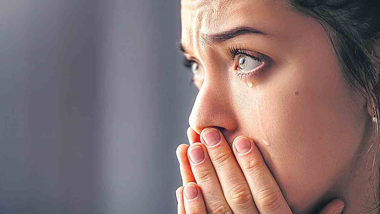 Emotive Expressions | భావోద్వేగాలను బంధిద్దాం!.. సమయం కోసం వేచిచూద్దాం!