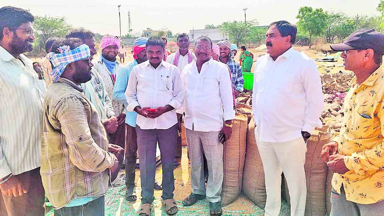 ధాన్యం కొనుగోళ్లలో కాంగ్రెస్‌ ప్రభుత్వం విఫలం