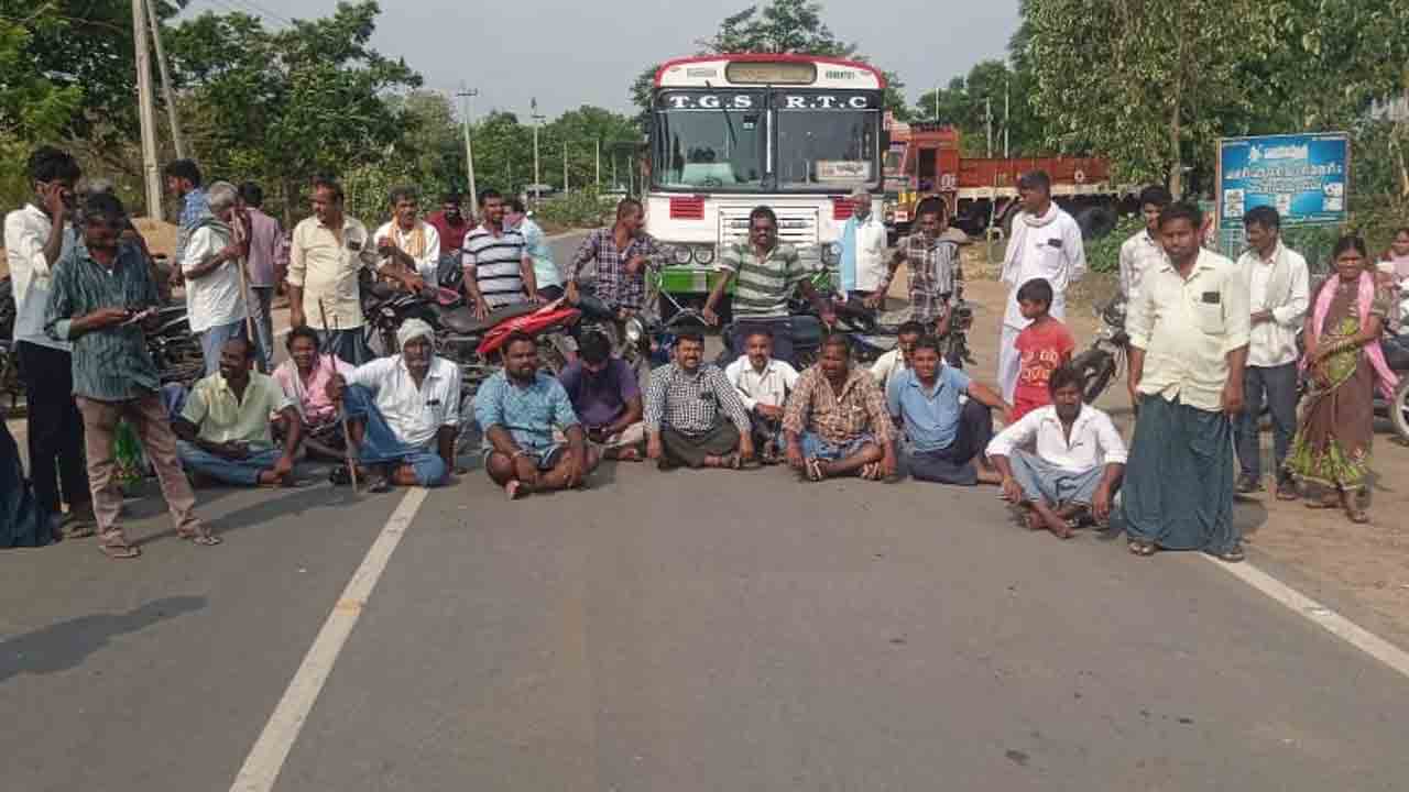 ధాన్యాన్ని వెంటనే కొనుగోలు చేయాలి