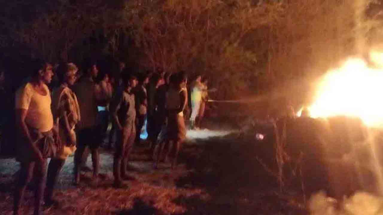 ప్రాగటూర్‌లో భారీ అగ్నిప్రమాదం