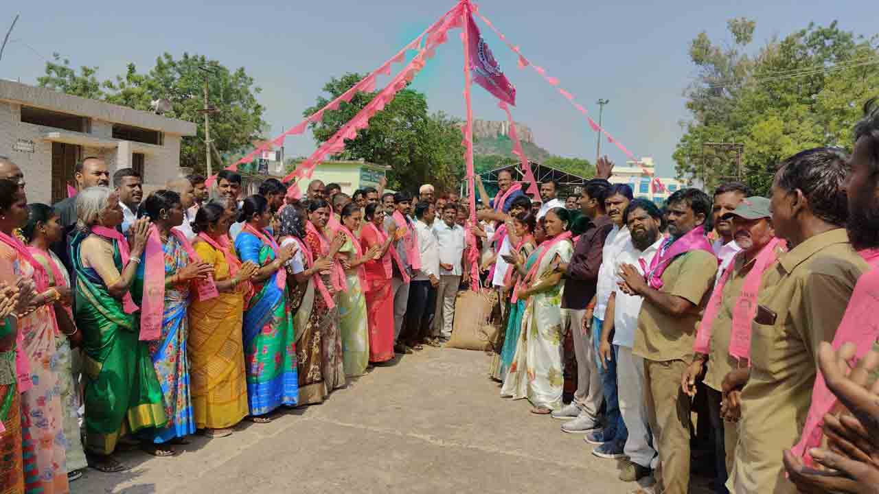కార్మికుల శ్రేయస్సుకు బీఆర్‌ఎస్‌ కృషి