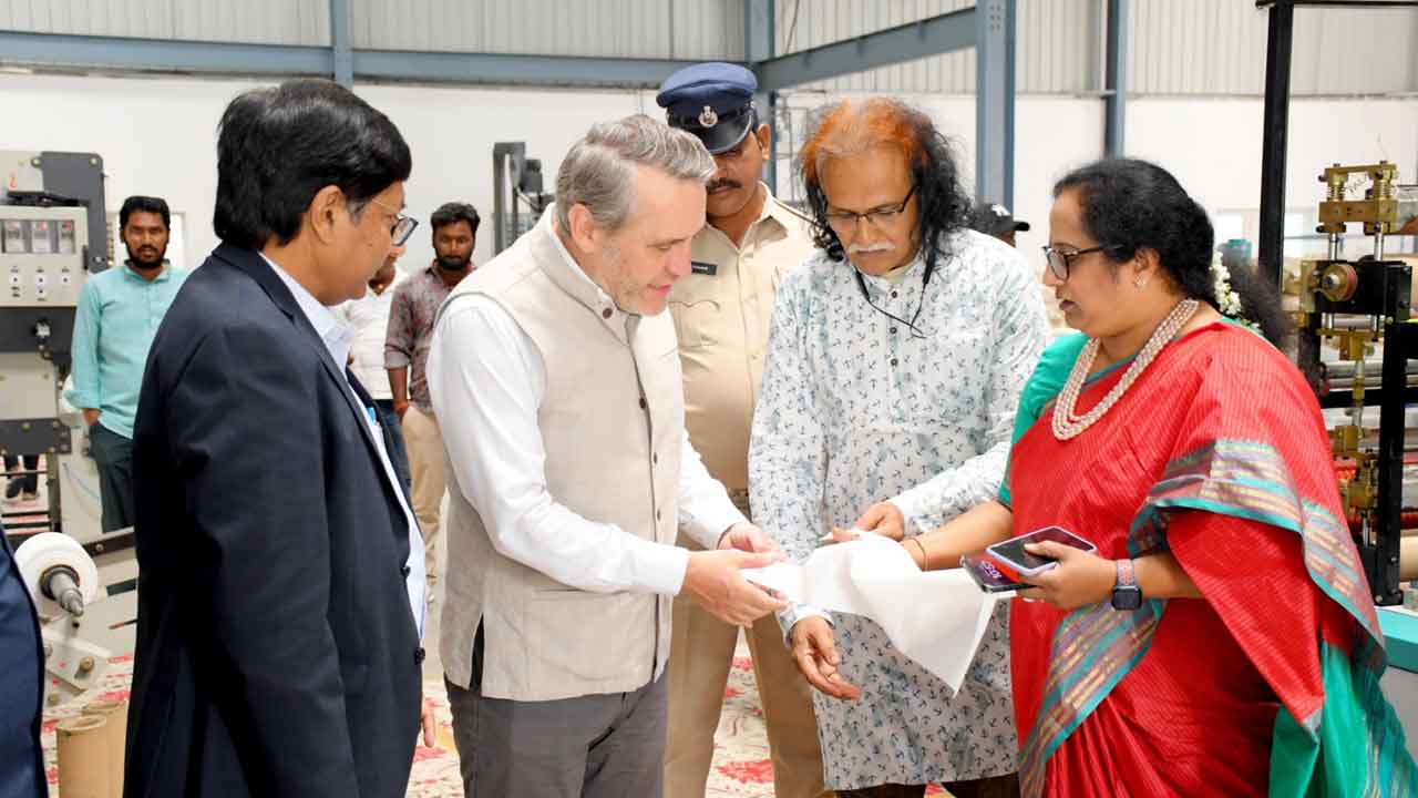 బయోడిగ్రేబుల్‌ ఉత్పత్తులను ప్రోత్సహించాలి