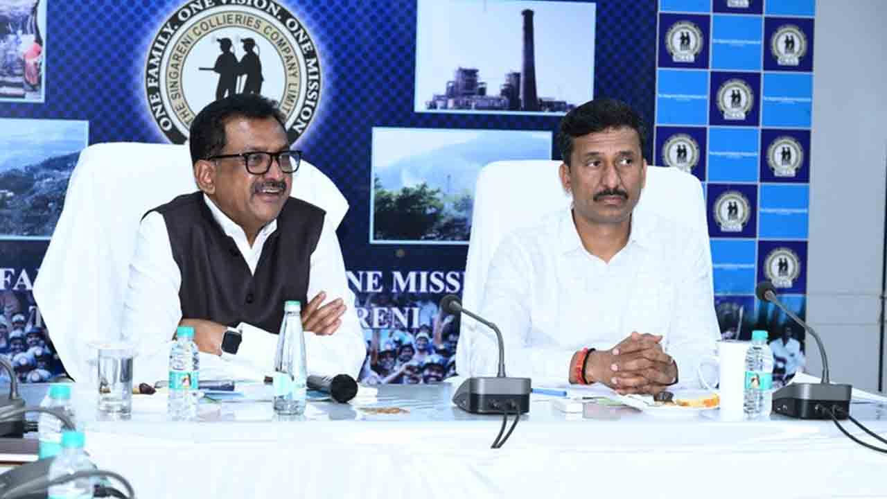 Ghanta Chakrapani | సింగరేణిలో ప్రాంతంలో విద్యార్థులను పట్టభద్రులుగా తీర్చిదిద్దటమే లక్ష్యం : ఘంటా చక్రపాణి