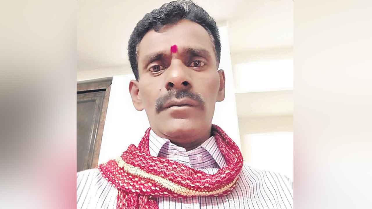 దుబ్బాకలో చేనేత కార్మికుడి ఆత్మహత్య