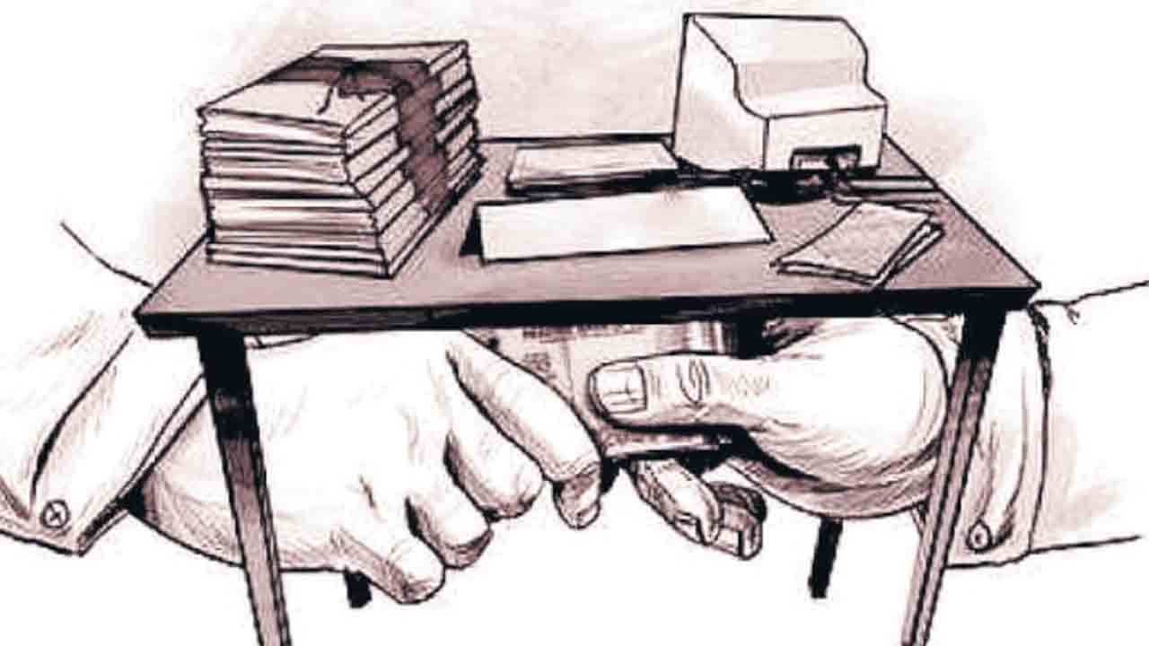 AGROS | ఆగ్రోస్‌.. 10% కమీషన్‌.. ఓ రాజకీయ నేత వసూళ్ల దందా.. ముడుపు ముడితేనే బిల్లులు క్లియర్‌