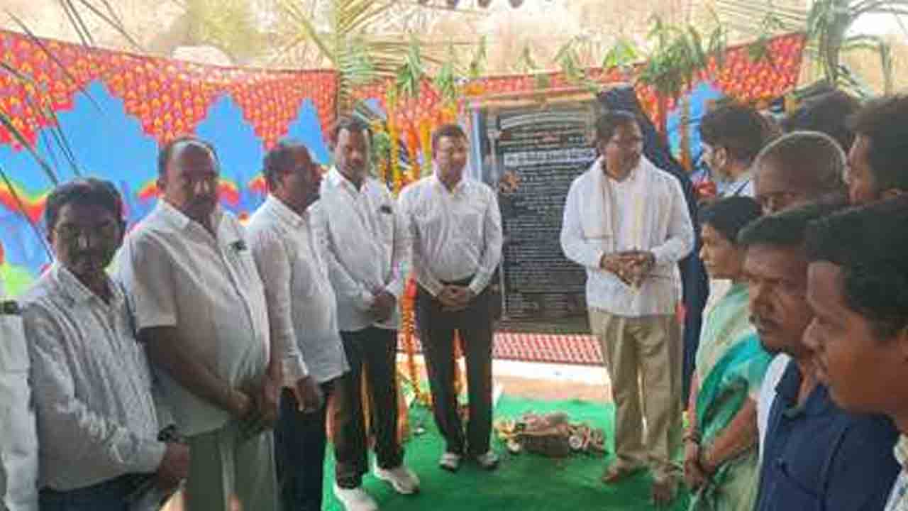 MLA Yennem Srinivas Reddy | రైతులకు నాణ్యమైన విద్యుత్ ను అందించేందుకు కృషి : ఎమ్మెల్యే యెన్నేం శ్రీనివాస్ రెడ్డి
