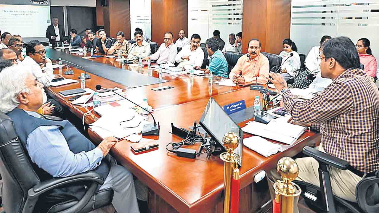 ప్రజావసరాల స్థలాలు కాపాడటం ప్రభుత్వ బాధ్యత