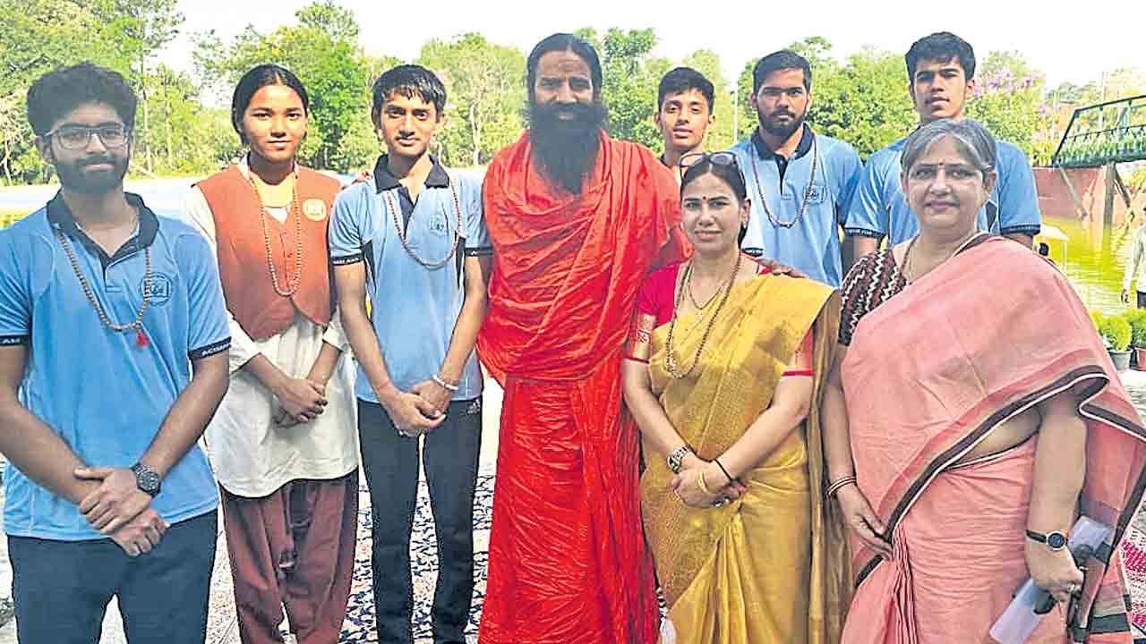 సత్తాచాటిన ఆచార్యకులం విద్యార్థులు