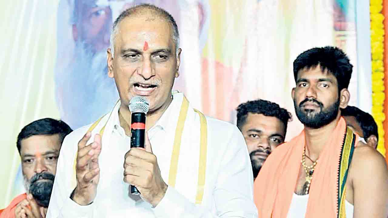 వైభవంగా హనుమాన్‌ తెప్పోత్సవంl