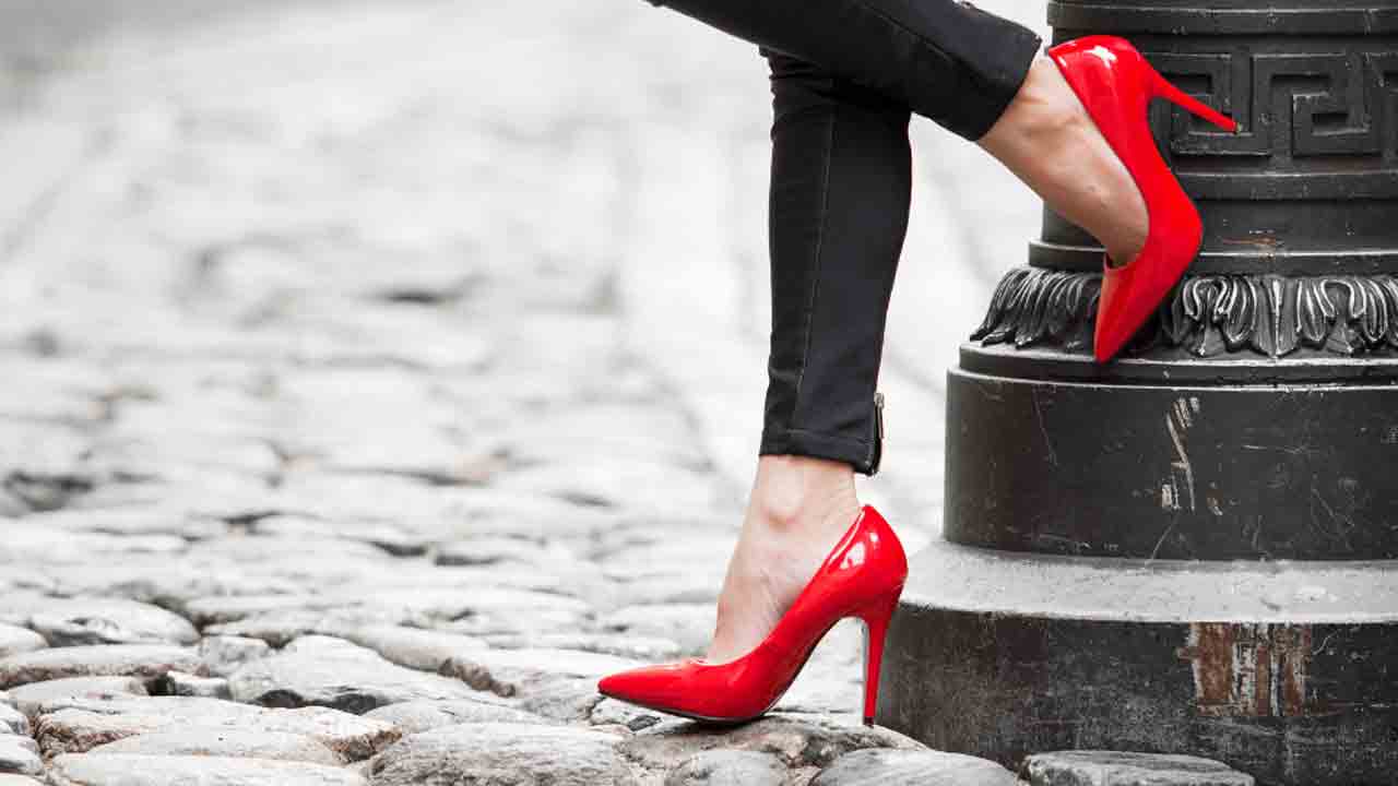 High heels | అక్కడ హై హీల్స్‌ ధరించాలంటే ప్రభుత్వ అనుమతి ఉండాల్సిందే.. ఈ నిబంధన మహిళల క్షేమం కోసమేనట..!