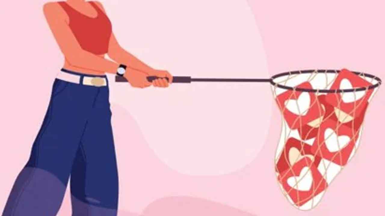 హనీట్రాప్‌లో జూనియర్‌ ఇంజినీర్‌