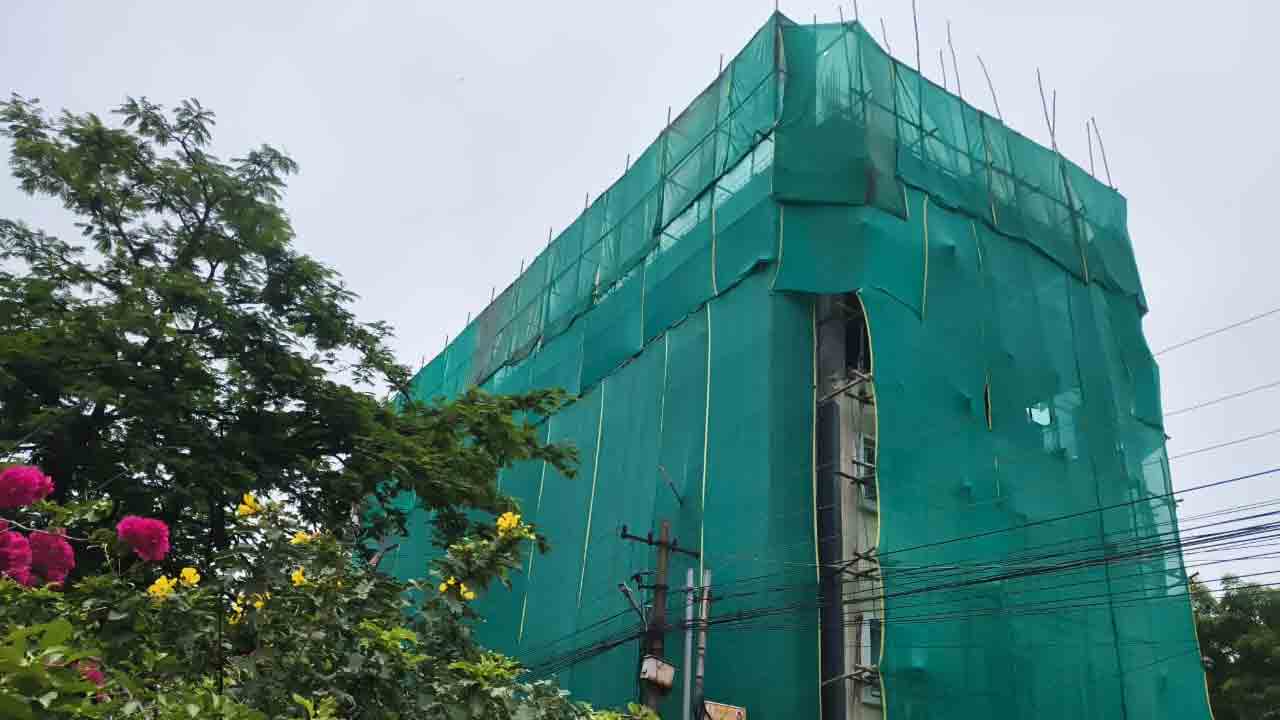 Illegal constructions | అధికార పార్టీ నేత పేరుతో.. ఇష్టారాజ్యంగా అక్రమ నిర్మాణాలు.. !