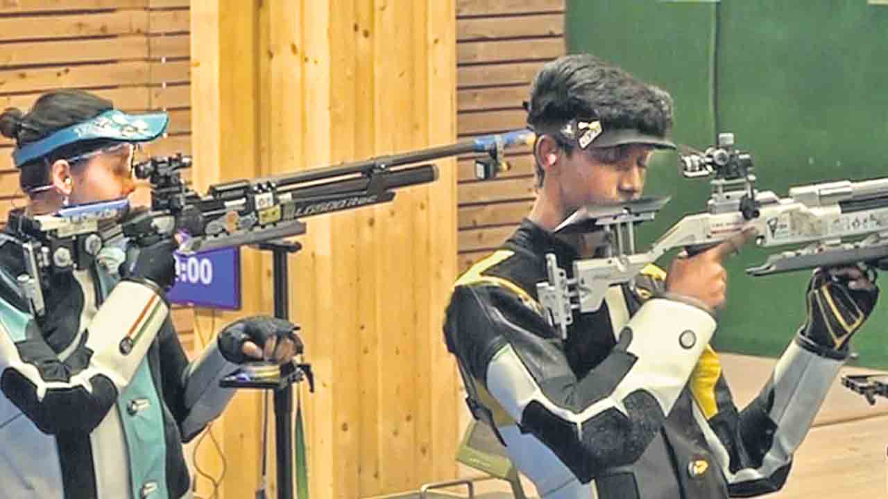 భారత్‌ ఖాతాలో మరో రజతం, కాంస్యం