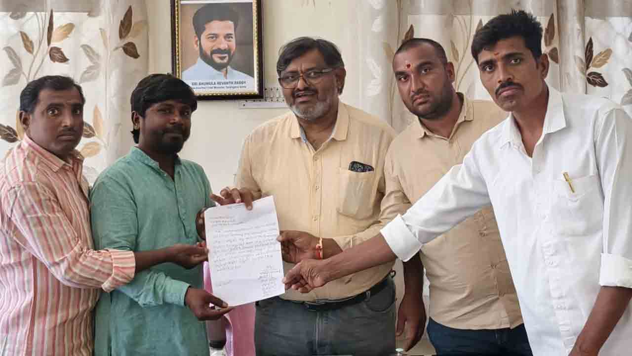 Indiramma Houses | అర్హులకు ఇందిరమ్మ ఇండ్లు ఇవ్వాలని ఎంపీడీవోకు వినతిపత్రం అందజేత