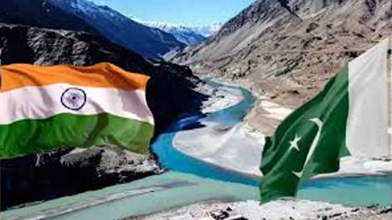 Indus River | సింధూ జలాలను వదలండి.. భారత్‌కు పాక్‌ రిక్వెస్ట్‌..!
