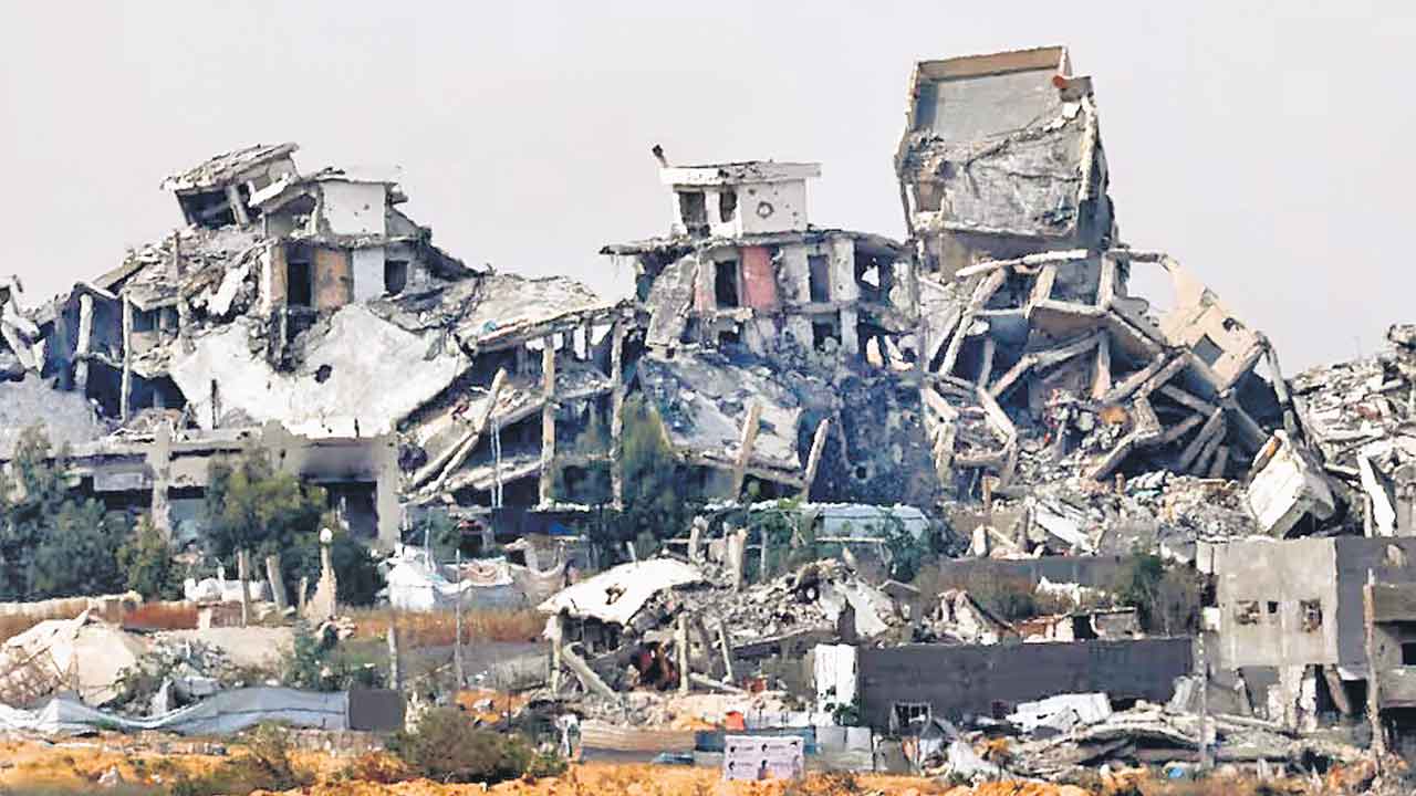 Israel Strikes | గాజాపై విరుచుకుపడ్డ ఇజ్రాయెల్‌.. 103 మంది మృతి