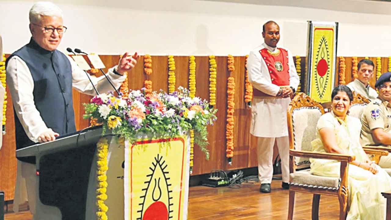 కళలపై ఆసక్తి పెరగడం శుభపరిణామం