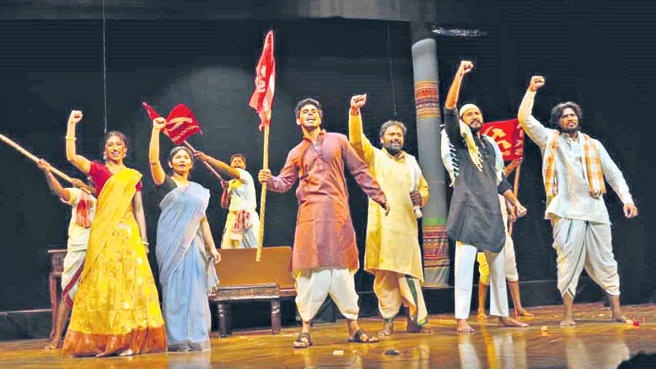 చరిత్ర నేర్పిన ముందడుగు