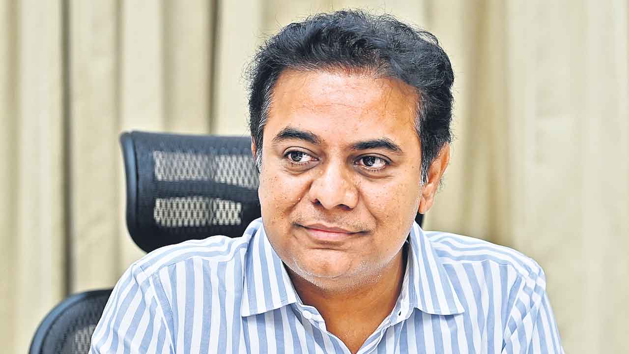 మేనల్లుడు ఆదిత్యకు కేటీఆర్ శుభాకాంక్షలు