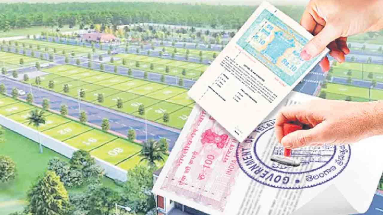 ఎల్‌ఆర్‌ఎస్‌..   ఏదీ పరిష్కారం.. క్రమబద్ధీకరణ కోసం ప్లాట్‌ యజమానుల కష్టాలు