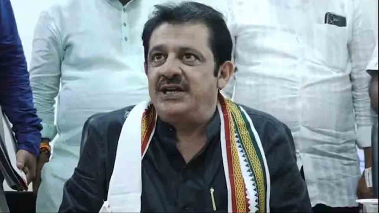 Pahalgam Attack | సూసైడ్‌ బాంబ్‌ ఇవ్వండి.. పాక్‌పై యుద్ధానికి వెళ్తా : కర్ణాటక మంత్రి