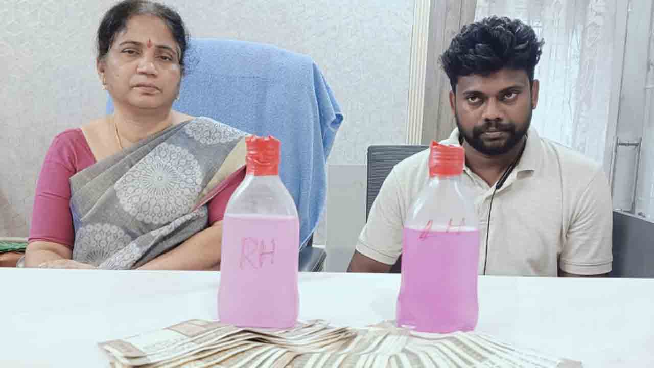 ఏసీబీకి చిక్కిన సబ్‌ రిజిస్ట్రార్‌