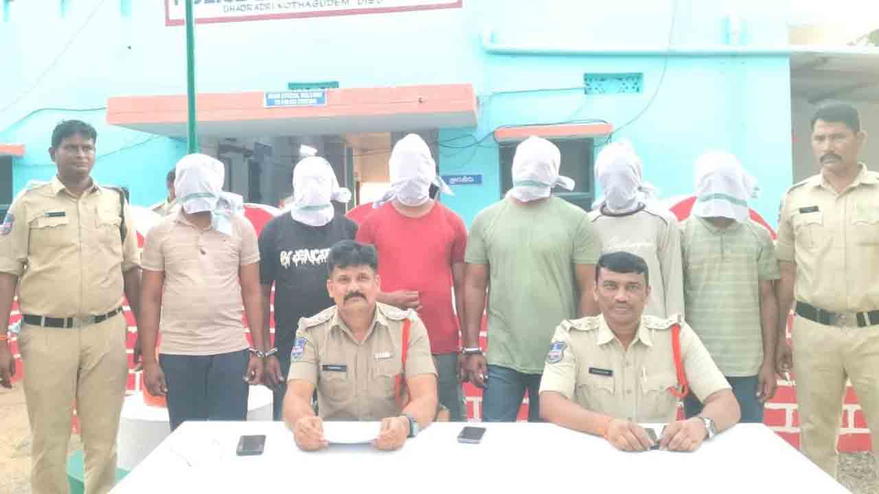 698 కిలోల గంజాయి పట్టివేత